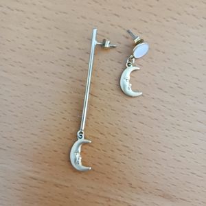 Moon earrings